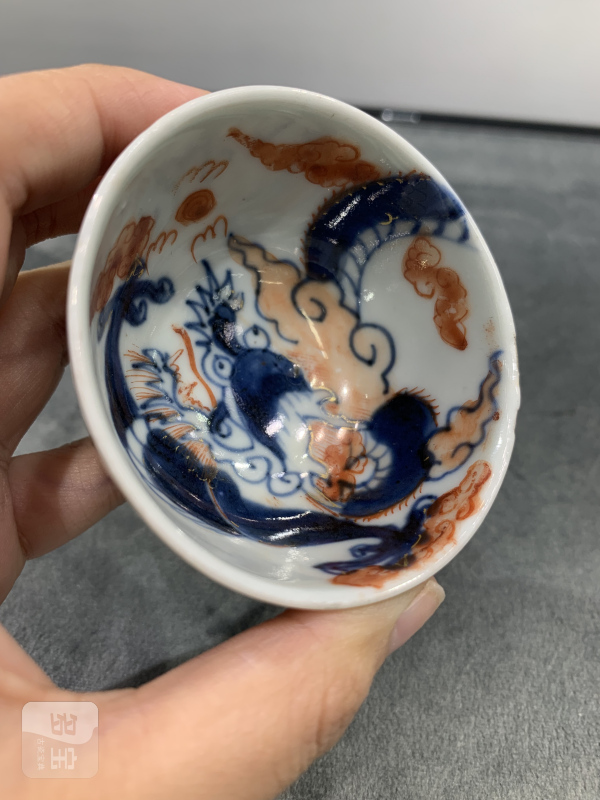 清乾隆青花矾红描金过墙龙纹小杯 - 图8